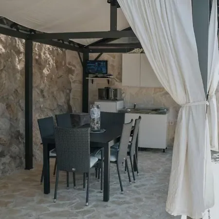 Vakantiehuis House Mili